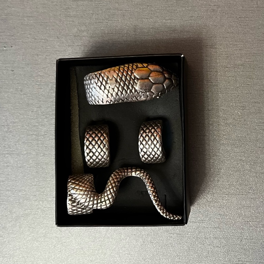 YUSHI Silverstone Snake Ring Set